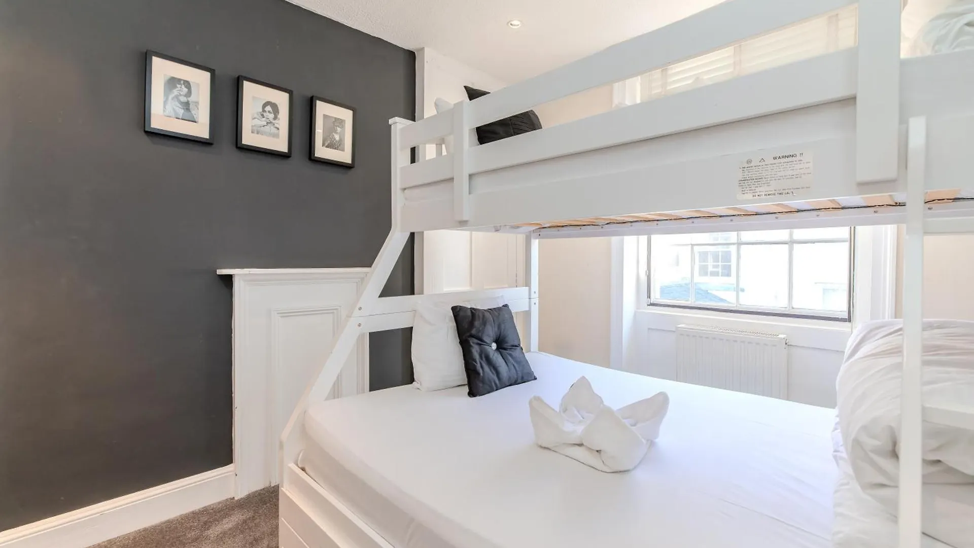Elegant Family Home L 5 Bedrooms With Spacious Patio L Kemptown Brighton